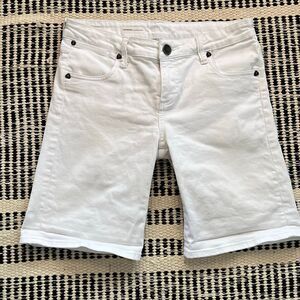 Kut from the allots Size 6 Catherine Boyfriend short white womens shorts